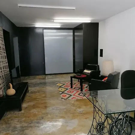Casa Peculiar Em Santa Catarina Appartamento Lisbona